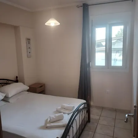 מלון דירות Spiridoula's Corfu פראמה